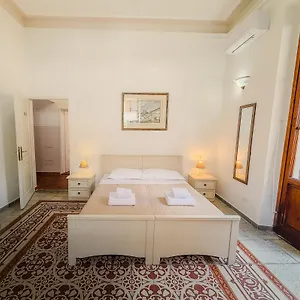 L'aranceto&stilnovo 3*, Флоренция Италия